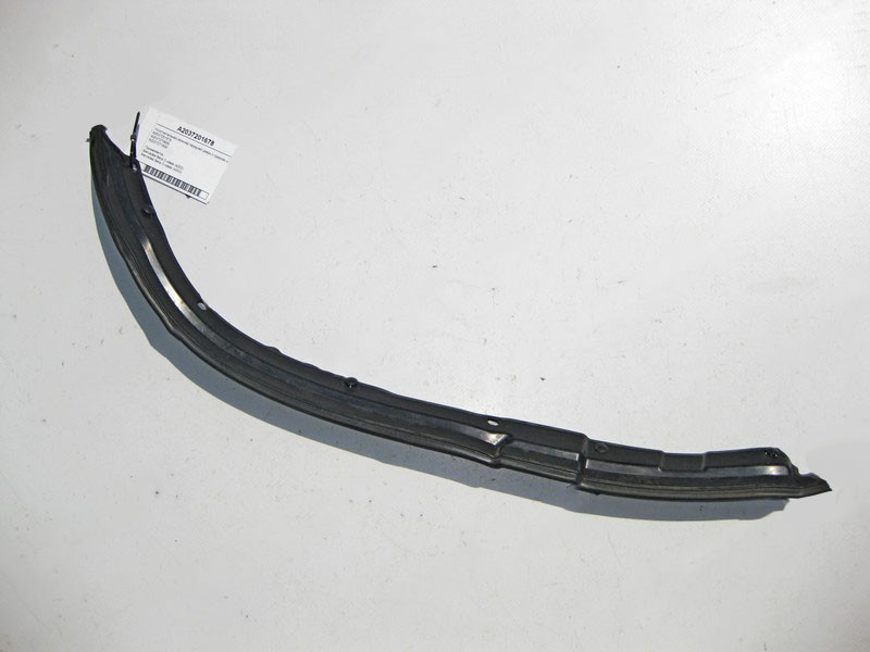 Mercedes-Benz  A2037201678 Ущільнювальна гумка передніх дверей до правого крила C-Class W203 Одеса - фото 1