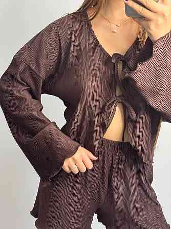 Жіночий комплект зі стрейч-плісе: кофточка та шорти Брауні M-L Харків