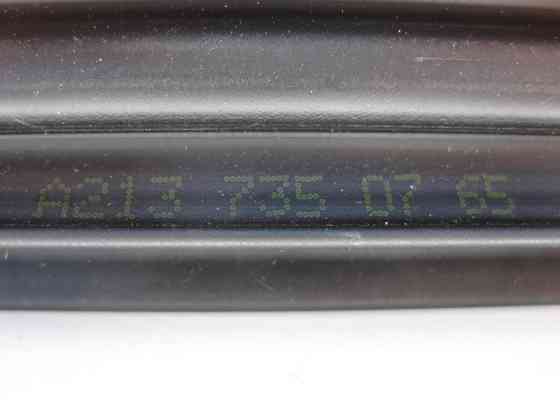 Mercedes-Benz  A2137350765 Ущільнювальна планка заднього лівого скла внутрішня E-Class W213 Одесса