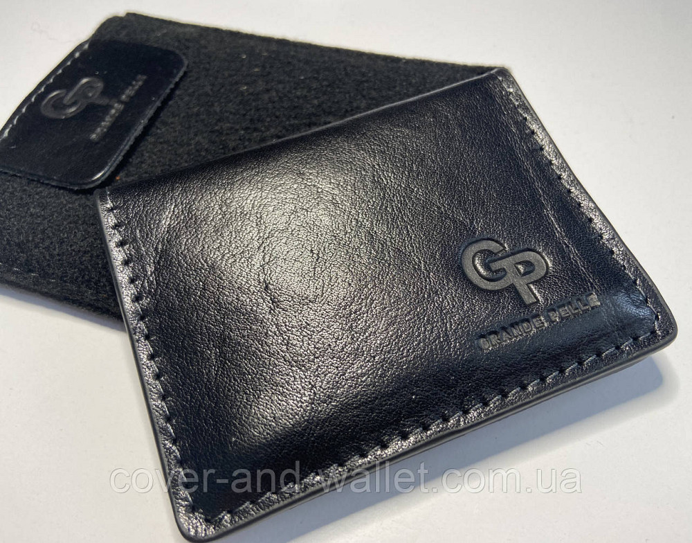 Чорна шкіряна обкладинка для ID паспорта та авто документів на магнітах Grande Pelle Київ - фото 7
