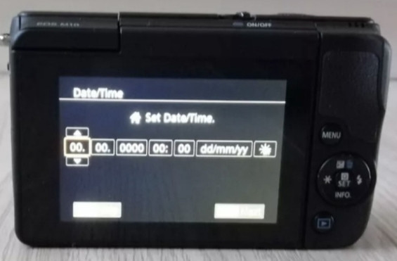 Фотоаппарат Canon EOS M10
EF-M15-45 IS STM Kit
18 Megapixel Киев - изображение 3