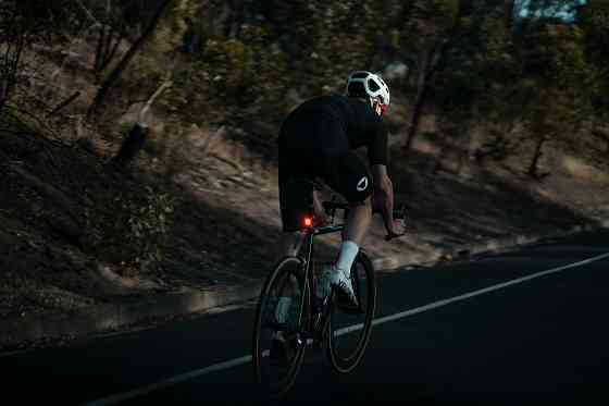 Мигалка задняя Knog Blinder Grid COB Rear 100 Lumens Киев