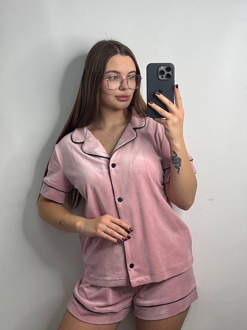 Женский велюровый домашний костюм с шортами Пудровый ч/к XL/2XL Харьков - изображение 1