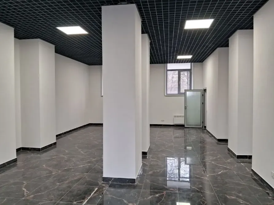 Магазин\ приміщення в центрі міста. Червона лінія з окремим входом, великі вітринні вікна. Дніпро - фото 12