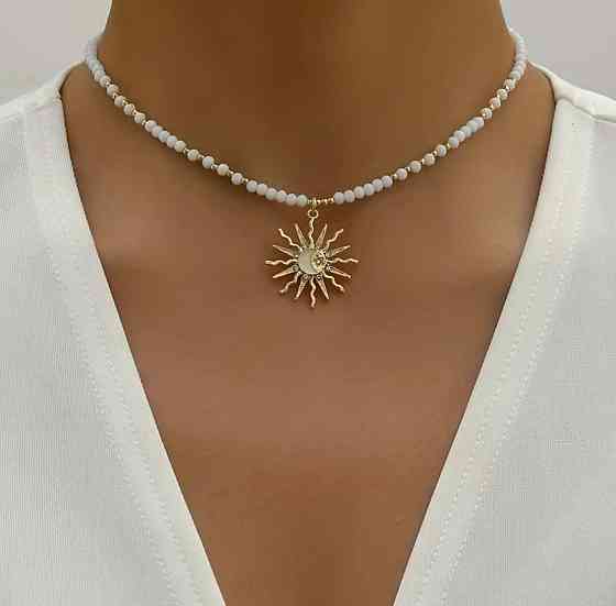Чокер из белого бисера с подвеской солнце женское ожерелье Киев