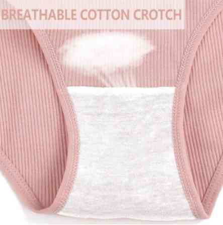 Жіночі труси 54 розмір, з квітковим принтом, 95% бавовна, 5% лайкра Київ