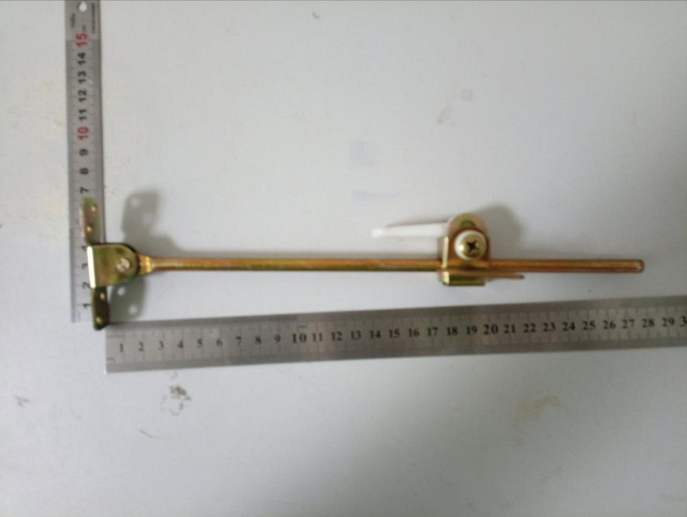 Притримувач віконний з ексцентриковим пластиковим затиском "P-o" Київ - фото 1