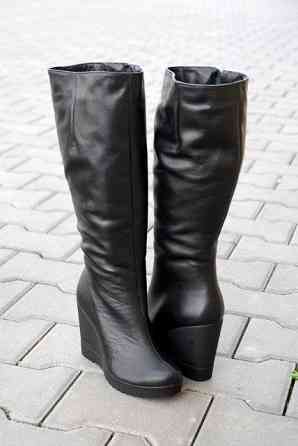 Чоботи жіночі ARLETT 17 чорні (весна-осінь, шкіра натуральна) (1690) 37 Коломыя