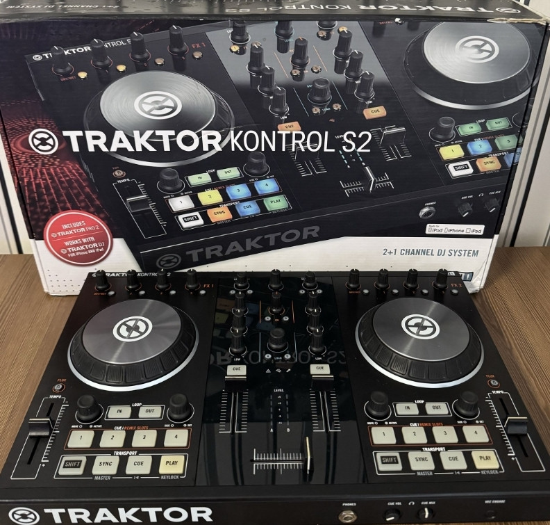 Native Instruments Traktor Kontrol S2 MK2 Dj Контролер. Харків - фото 2