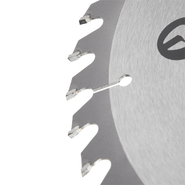 Диск по деревині, з твердосплавними напайками, 230×30×1,6 мм, 40 зубів, 6000 об/хв INTERTOOL CT-3046 Киев - изображение 4