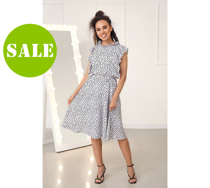 Платье в горошек с воланами 