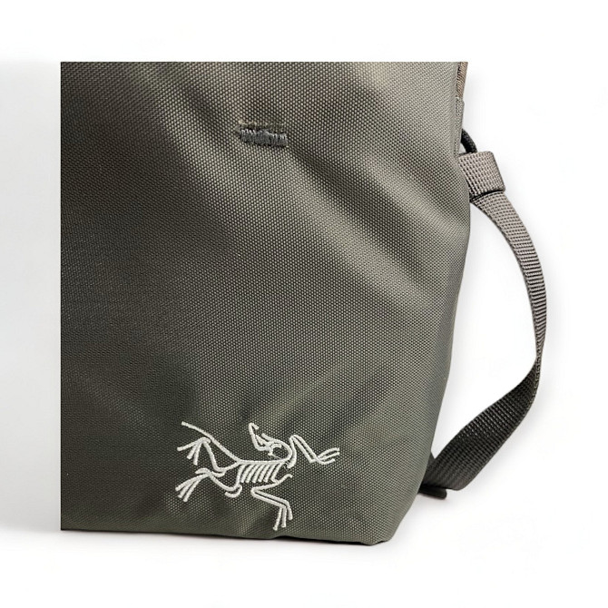 Сумка через плече Arcteryx Heliad 6L Crossbody темно-зелений Запоріжжя - фото 6