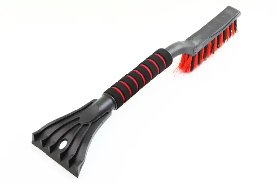 Скребок для снега 48 см со щеткой 48 пучков ToM-PaR (мягкая ручка) Винница