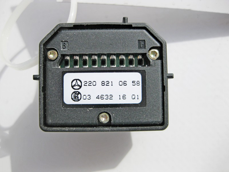 Mercedes-Benz  A2208210658 7C45 Кнопки підігріву та вентиляції переднього правого сидіння S-Class W220 CL C216 Одесса - изображение 3