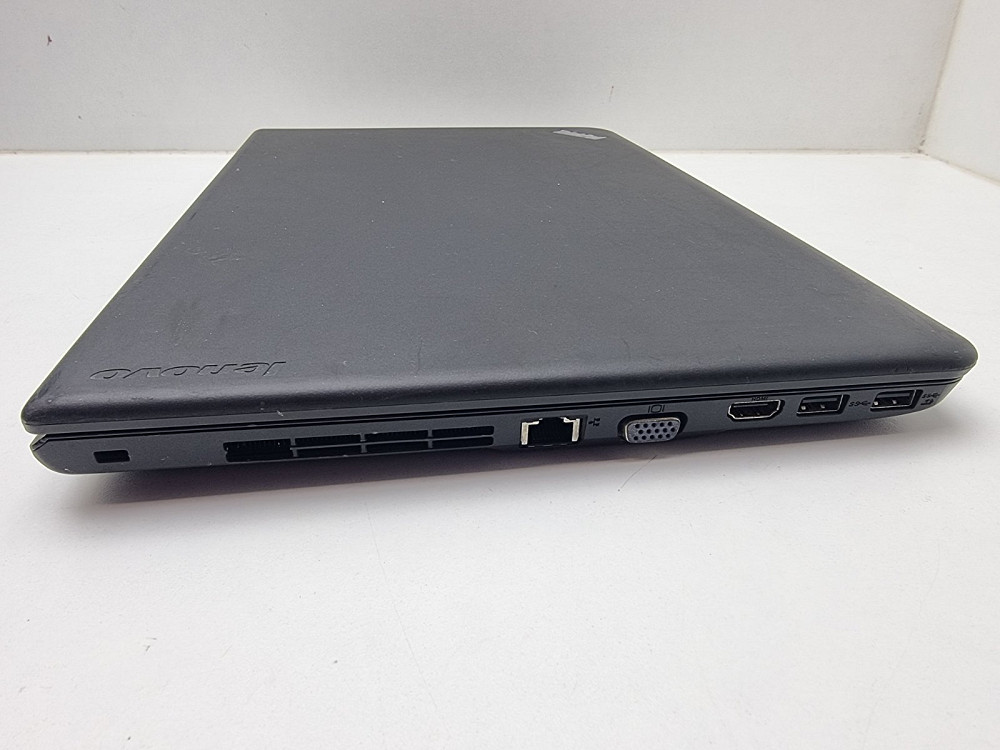 Ноутбук Lenovo E550/i5-5200/4Гб DDR/0GB SSD/АКБ + (Б клас) Луцк - изображение 3