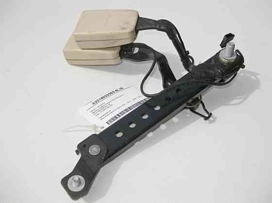 Mercedes-Benz  A2218602569 8L36 Замок - засувка заднього правого ременя безпеки бежева S-Class W221 Одеса