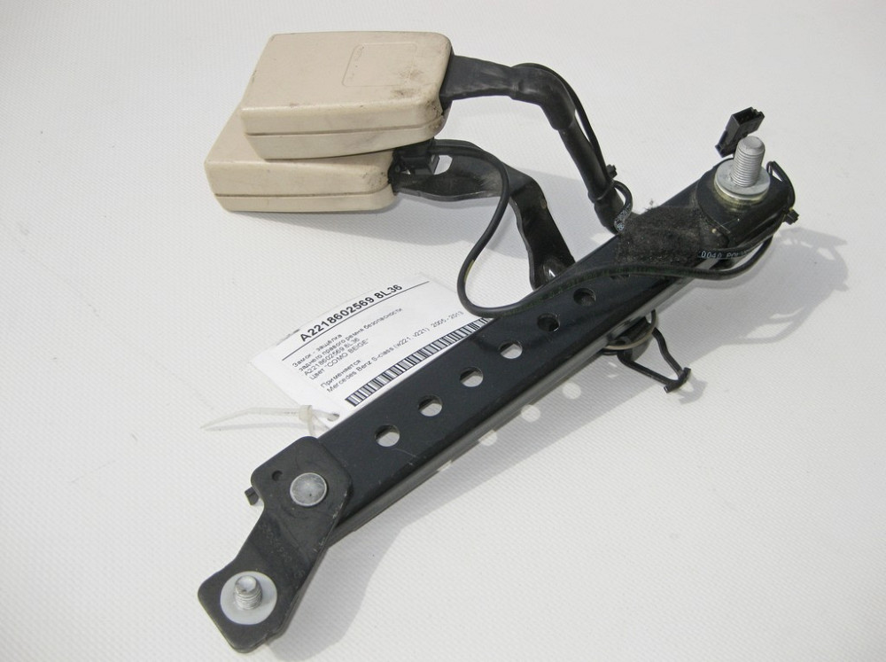 Mercedes-Benz  A2218602569 8L36 Замок - засувка заднього правого ременя безпеки бежева S-Class W221 Одеса - фото 2