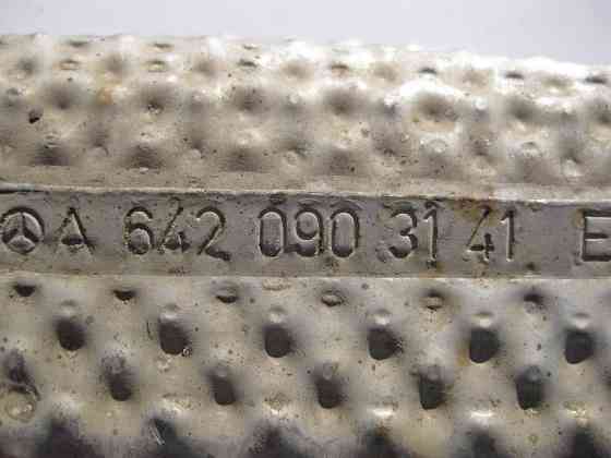 Mercedes-Benz  A6420903141 Кронштейн - захисний екран правого повітряного фільтра двигуна OM642 V6 3.0 cdi ML GLE W166 Одеса