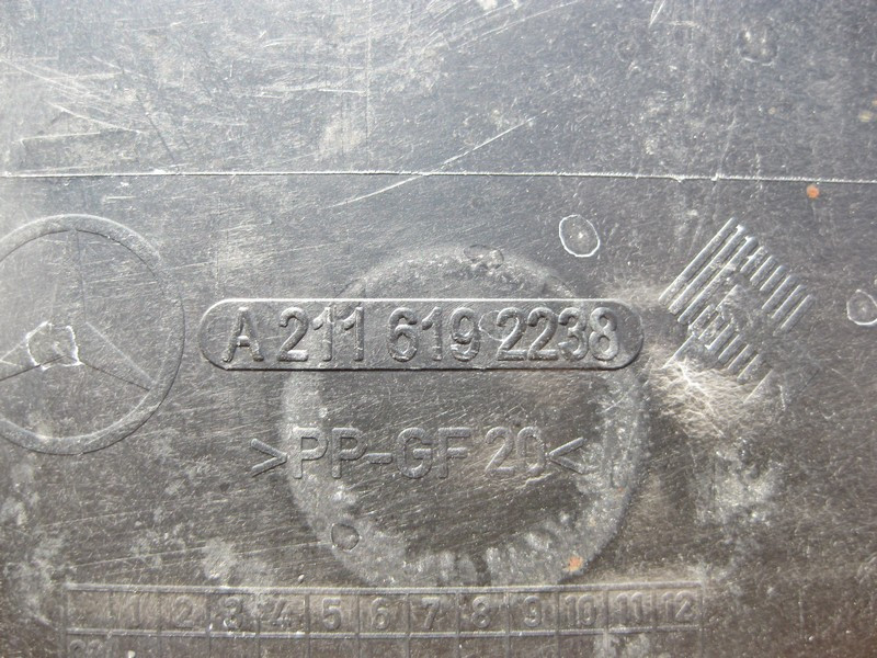 Mercedes-Benz  A2116192238 Захист днища бічна задня права з шумоізоляцією є тріщина E-Class W211 CLS C219 Одеса - фото 3