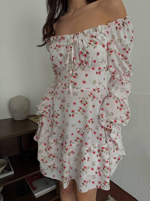 Жіноче вечірнє романтичне плаття з принтом квітковим Білим, 42/44 Одеса - фото 9