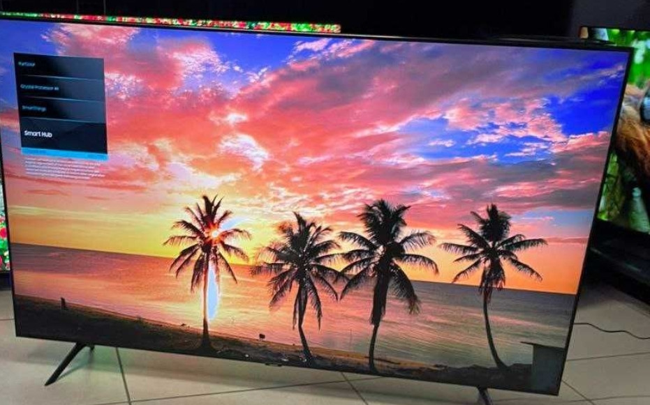 Телевизор Безрамный: 75