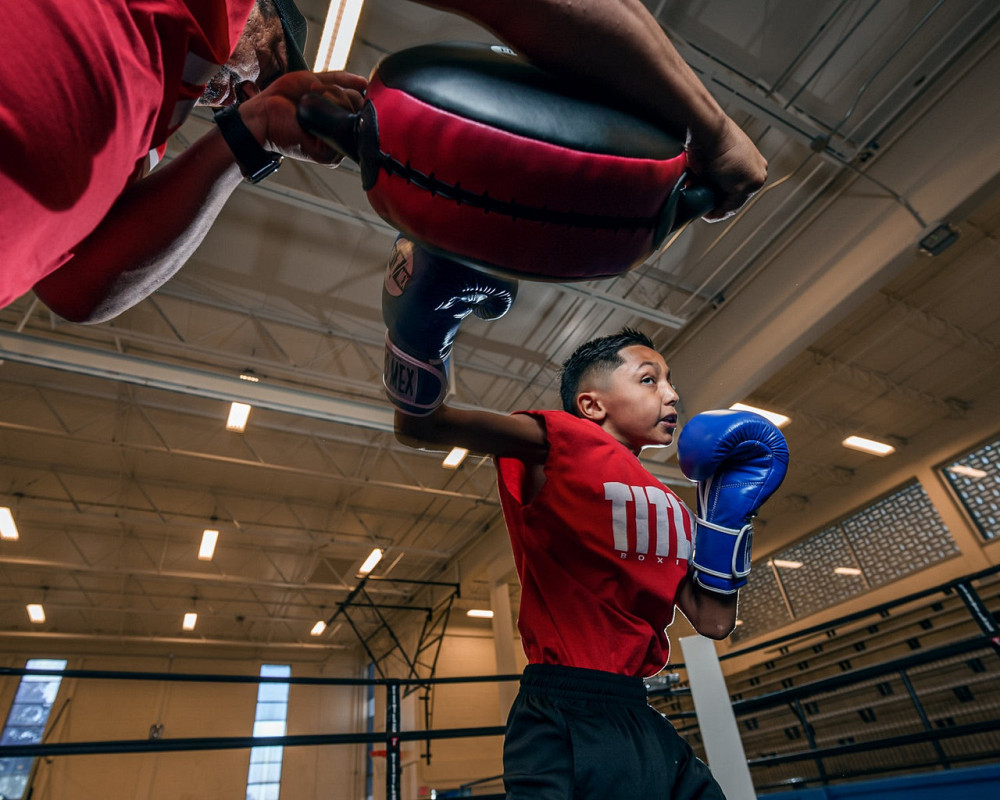 Маківара кругла TITLE Pro Mex Accuracy Pro Punch Shield 2.0 Black/Red Каменское - изображение 6