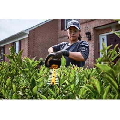 Кущоріз DeWALT XR FLEXVOLT 54В Li-lon, ніж 65 см (без АКБ та ЗП) (DCMHT573N) Вінниця