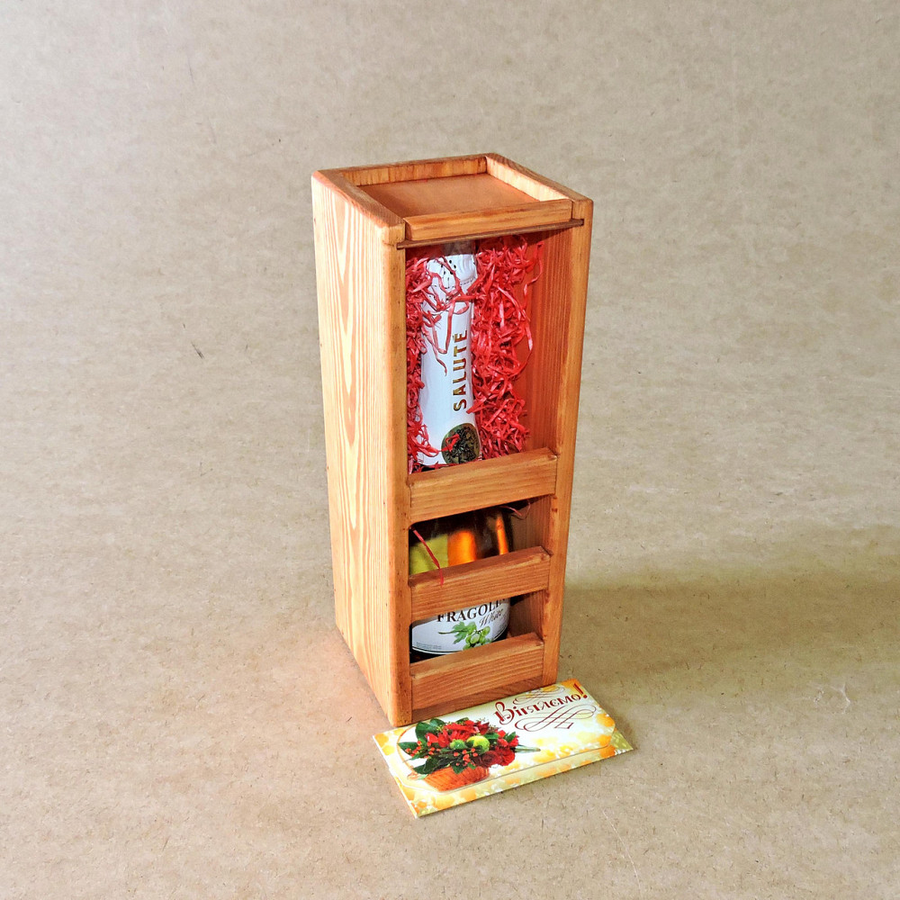 Подарочная коробка 