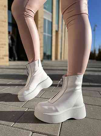 Черевики жіночі ARLEN білі натуральна шкіра зима висота 17см (4908) Коломыя