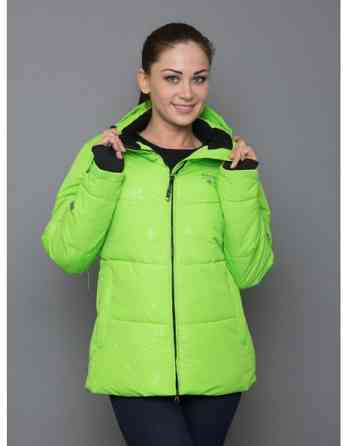 Зимняя женская  куртка 