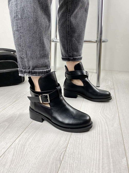 Жіночі черевики ANDNNON чорні еко-шкіра 39р. (1188) Коломия - фото 1