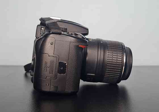 Дзеркальний фотоапарат Nikon D5000 + kit об'єктив 18-55 + сумка + SD 64GB Клевань