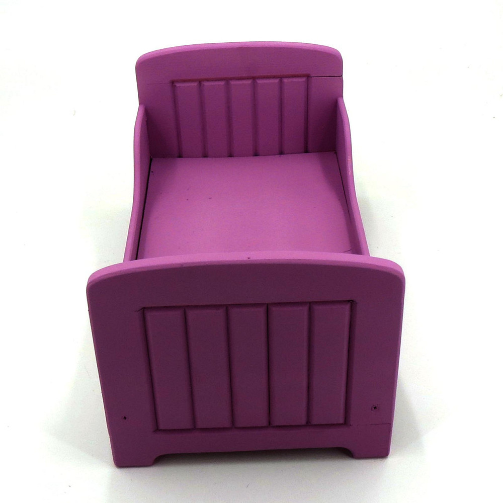 Кровать для кукол 