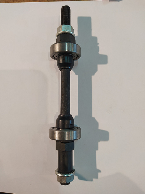 Вісь колеса заднього велосипедна (на пром підшипниках 902R) Мукачево - фото 1