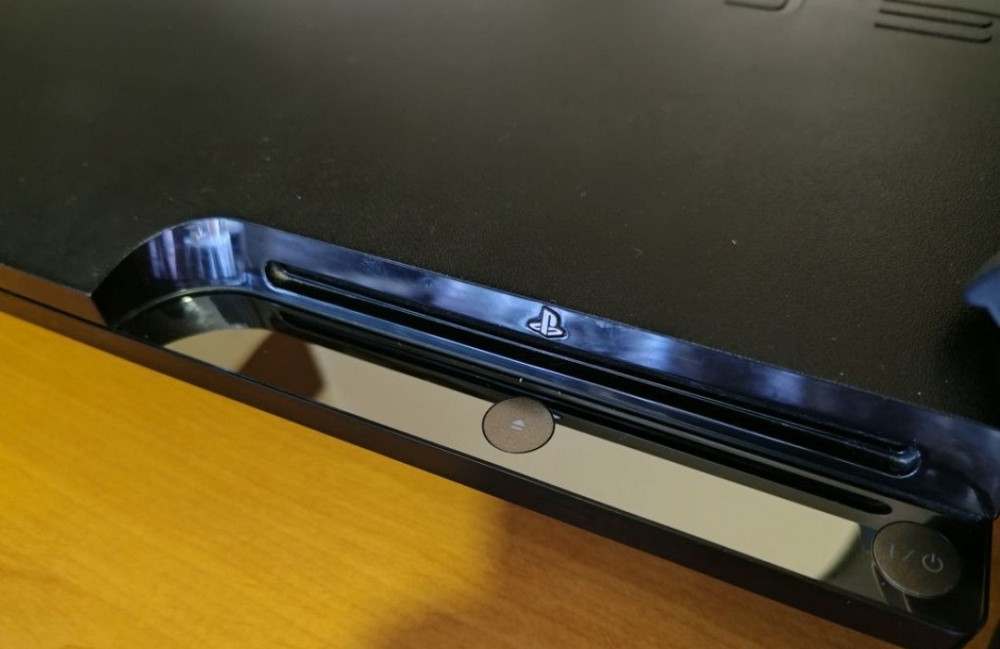 Приставка: SONY PlayStation 3 Slim . Харьков - изображение 4