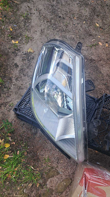 Передняя правая фара для Nissan Tiida 2006–2012 годов. Киев - изображение 1