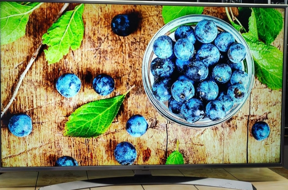 Телевизор LG 49