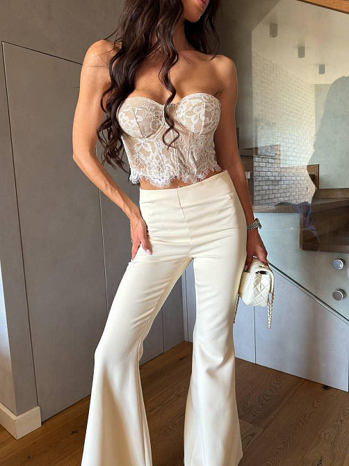 Жіночі брюки кльош з костюмки, висока талія, подовжений крій, беж, розмір L Лубни - фото 4