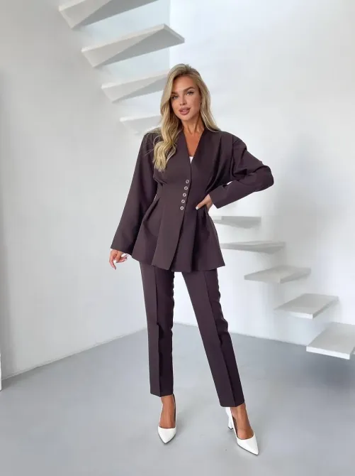 Женский костюм с пиджаком и брюками Одесса - изображение 1