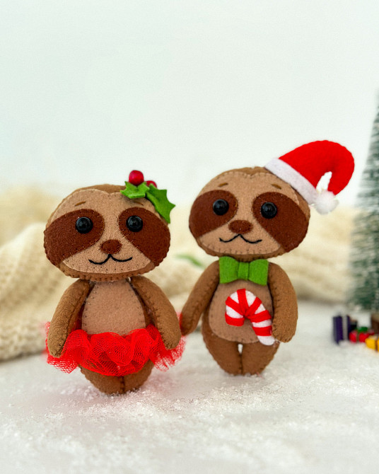 "Новорічна ялинкова прикраса з фетру ручної роботи - лінивець дівчинка Київ - фото 3