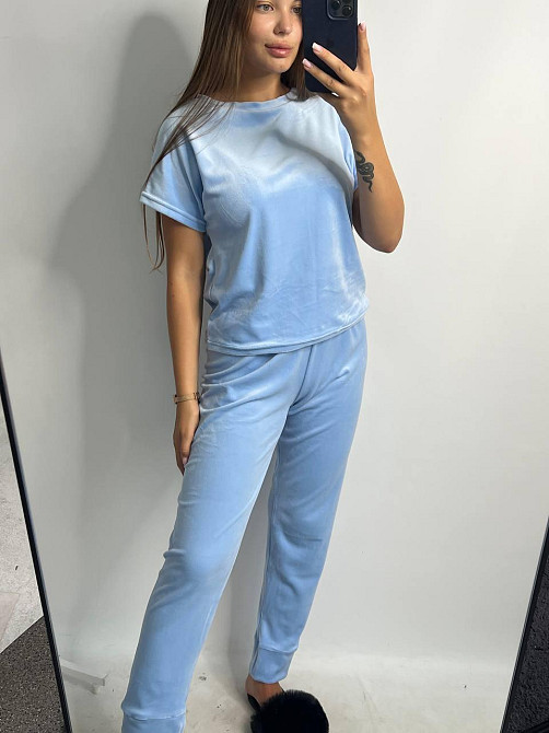 Піжама-комплект (футболка+шорти+штани) з плюшевого велюру Блакитний XL Харків - фото 3