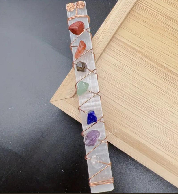 Палочка из натурального селенита 