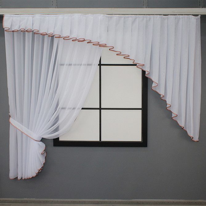 Кухонний комплект VR-Textil № 062к шторка з ламбрекеном білий з пудровим 200х170 см (59-876) Київ - фото 1