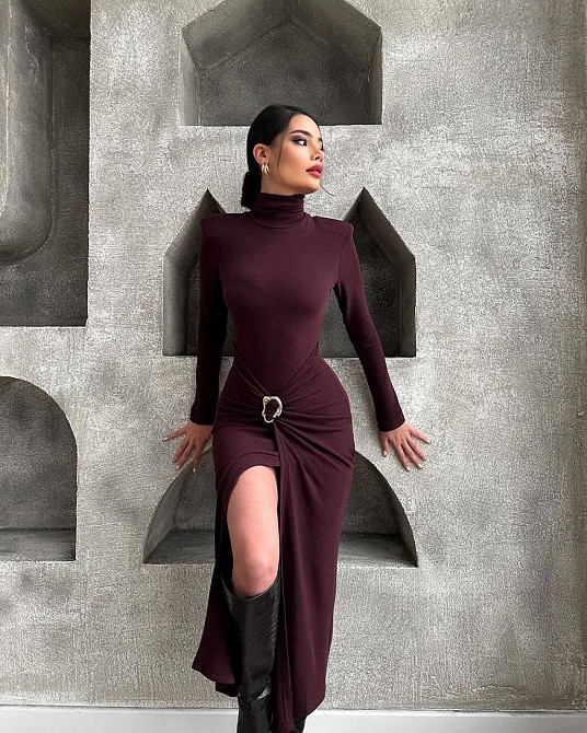 Женское элегантное романтичное макси платье гольф с плечиками и разрезом по ножке Марсал, 46/48 Одесса - изображение 2