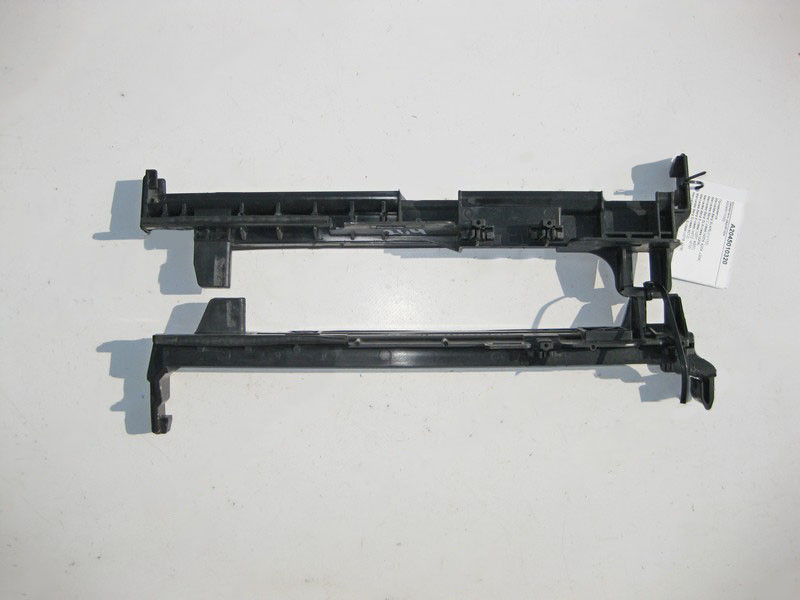 Mercedes-Benz  A2045010320 Утримувачі радіатора E-Class W212 C-Class W204 Одеса - фото 3