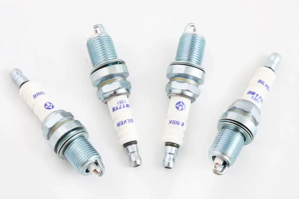 Свічки Brisk Silver 2112 газ (Lanos 1.6, Aveo 1.6, Lacetti 1.6, ключ на 16, зазор 0.7) Вінниця - фото 1
