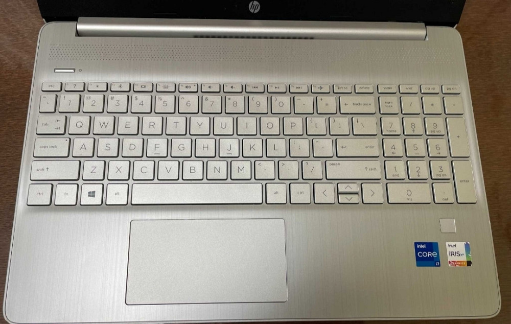 Ноутбук 15" FHD HP 15-dw 3071cl (i7-1165g7/ 8Gb / SSD512Gb / Intel Iris Xe ) Київ - фото 3