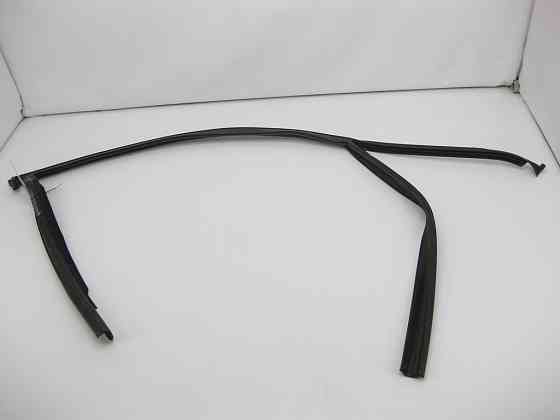 VAG  4M0837431B Напрямне скло у водійських дверях Одеса