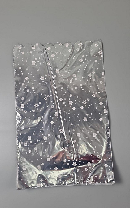 Пакет із малюнком для пакування подарунків (30*50) No434 (4) фольгований (ажурний) "Сніжинки" (100 шт.) Харків - фото 1