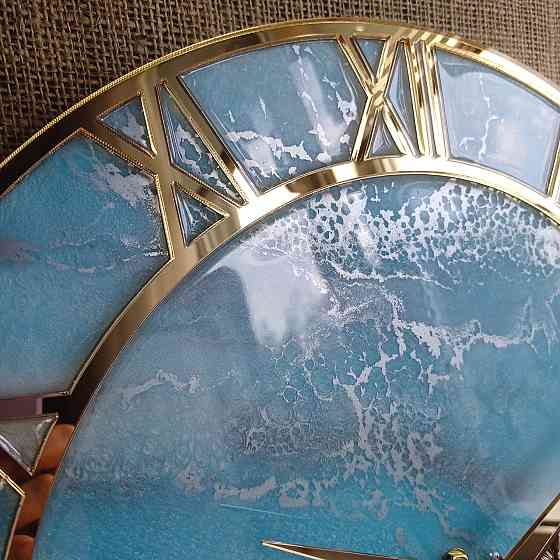 Годинник настінний 50 см з епоксидної смоли ручної роботи Дніпро